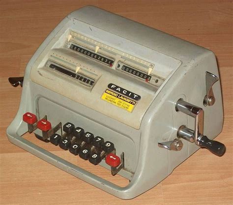 Eski hesap makinesi ismi